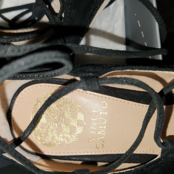 VINCE CAMUTO Suede Heels - Picture 5 of 6